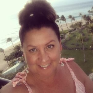 Meet your Posher, Traci